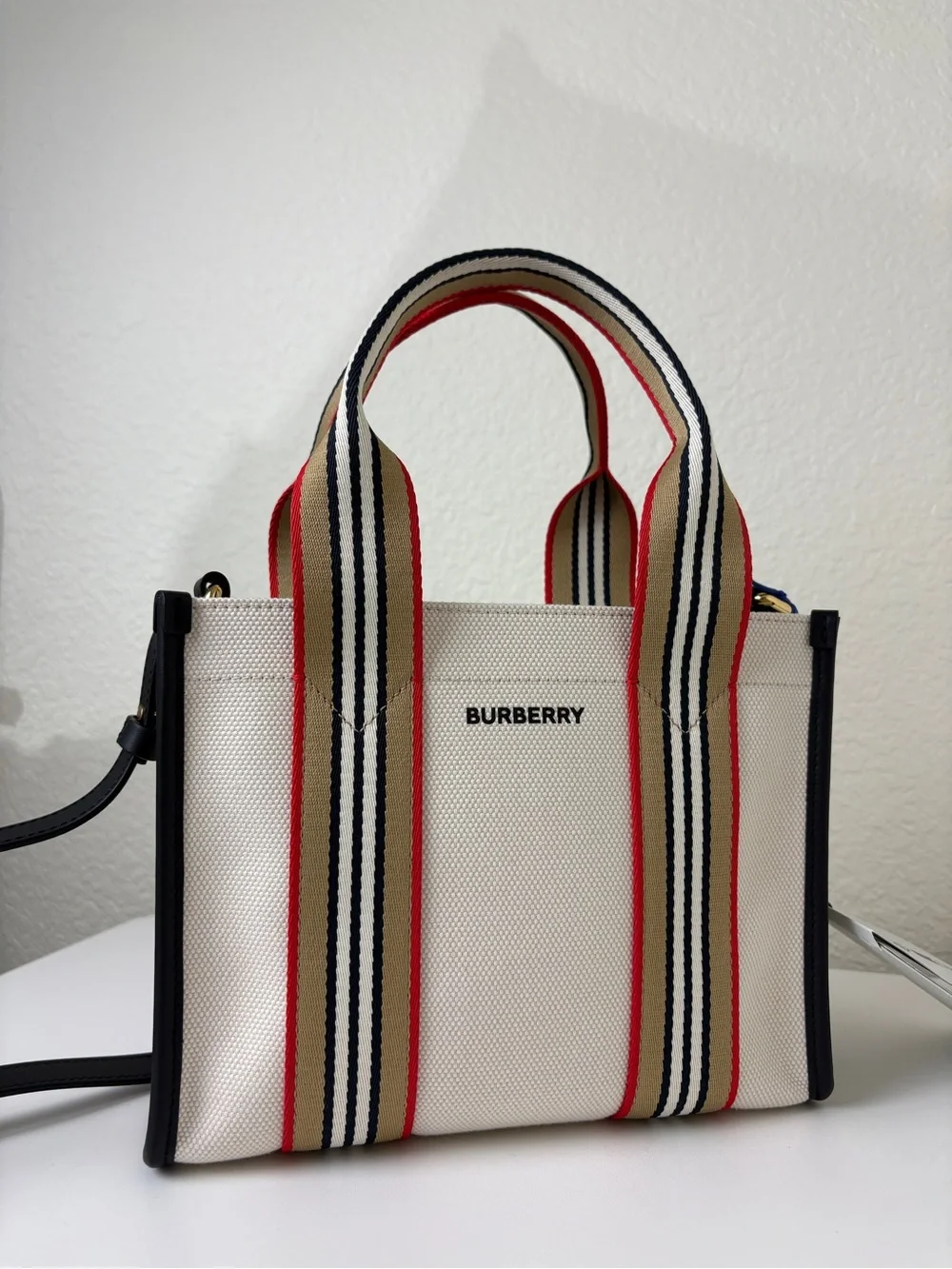 Burberry striped canvas